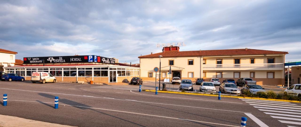 Hostal Vinuela San Pedro de Merida Exterior photo